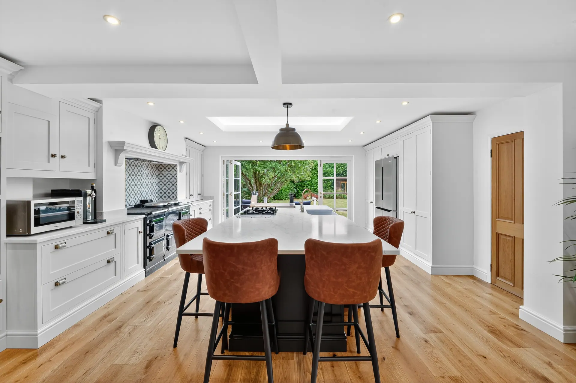 A family shaker kitchen by Charles Vivian