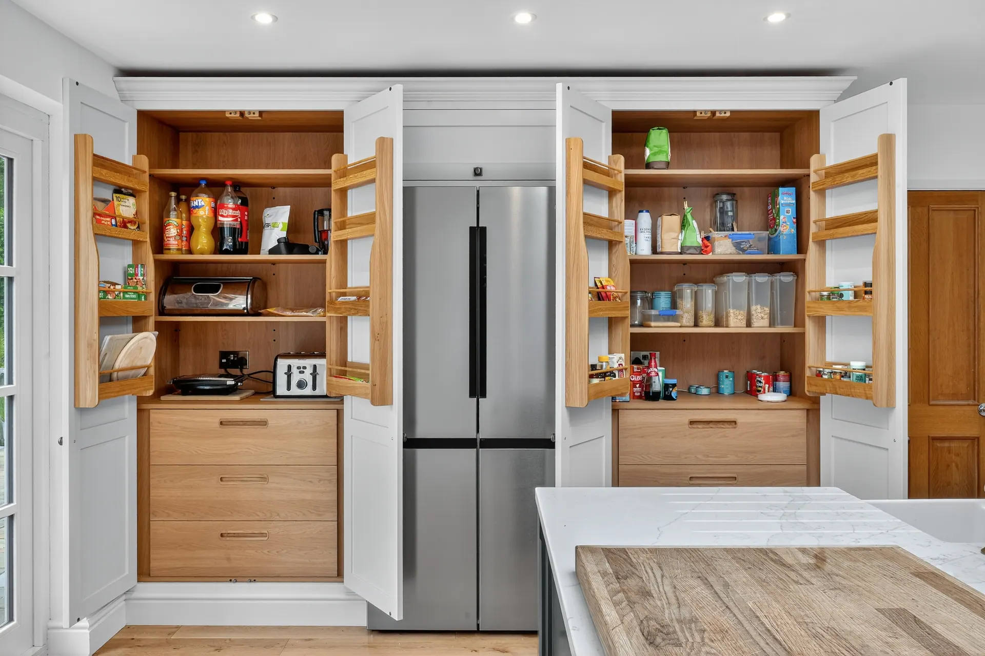 A family shaker kitchen by Charles Vivian