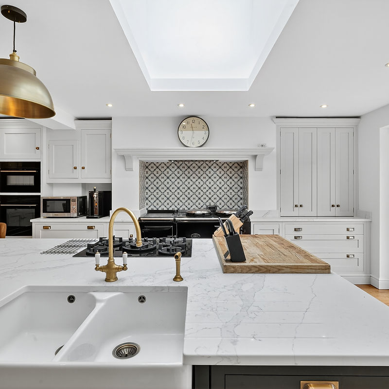 Avenue Road kitchen by Charles Vivian