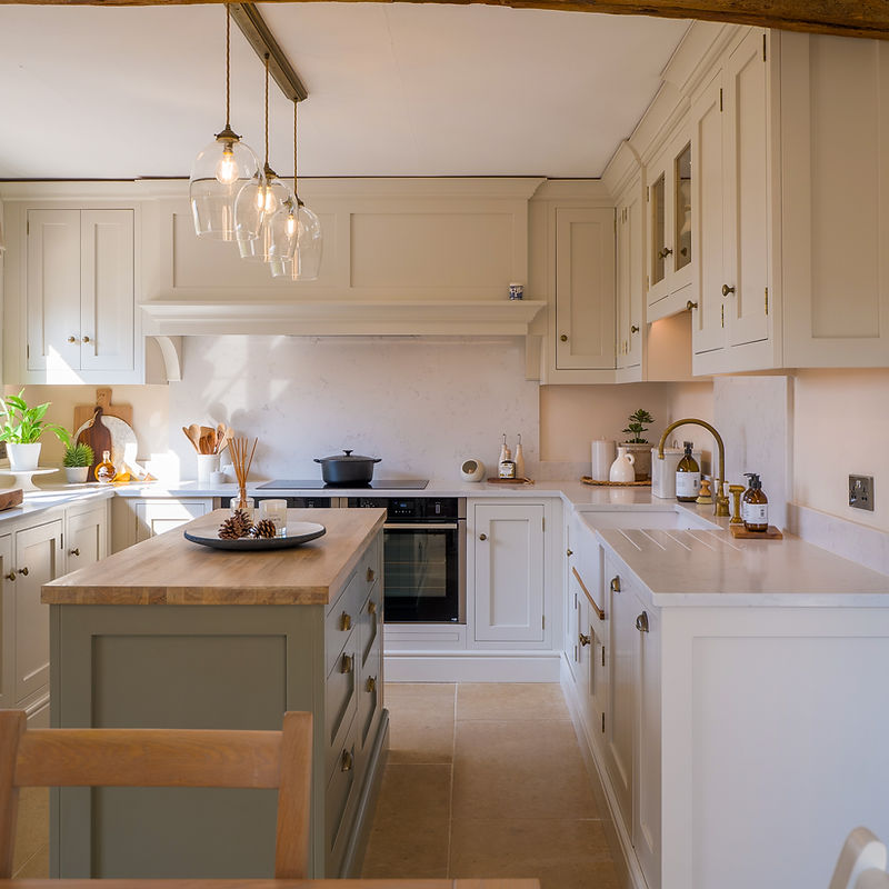 Little Cambridge kitchen by Charles Vivian